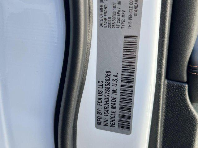 new 2025 Jeep Grand Cherokee car, priced at $61,340