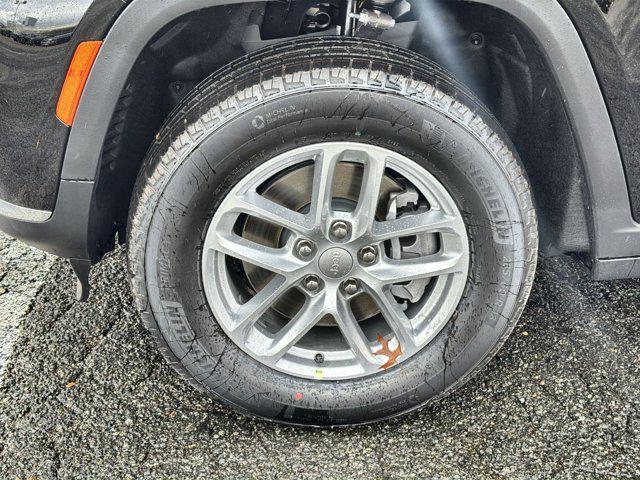 new 2025 Jeep Grand Cherokee L car, priced at $37,320