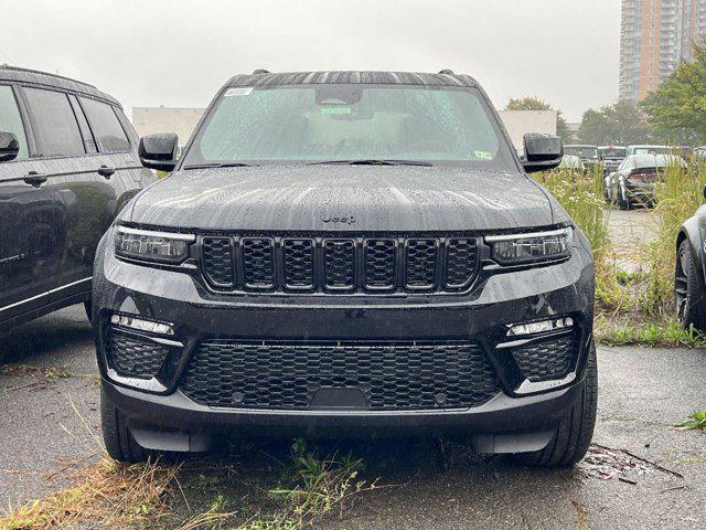 new 2025 Jeep Grand Cherokee car, priced at $56,455