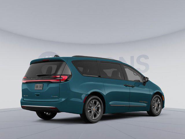 new 2024 Chrysler Pacifica Hybrid car, priced at $46,985