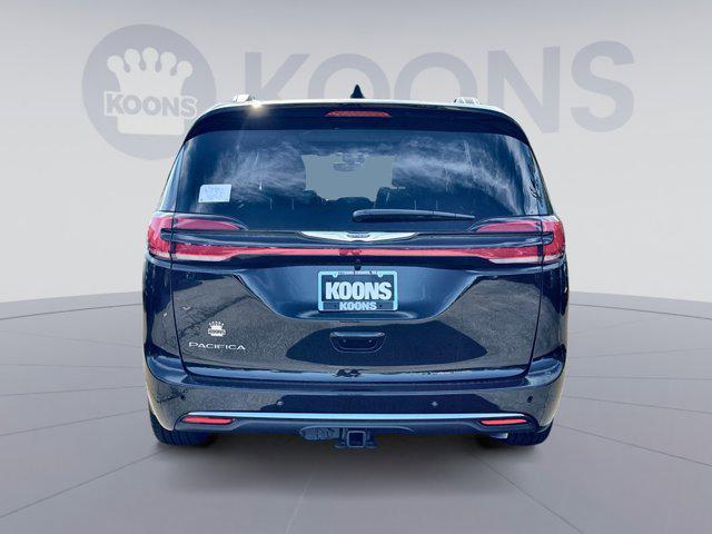new 2026 Chrysler Pacifica car, priced at $48,988