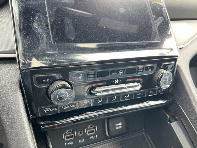 new 2025 Jeep Grand Cherokee L car, priced at $40,662