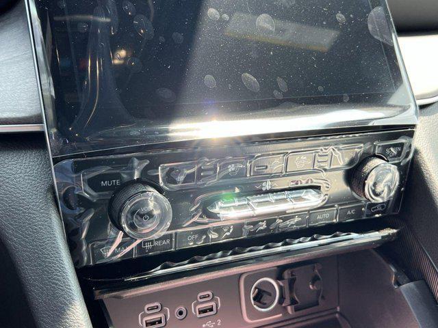 new 2025 Jeep Grand Cherokee L car, priced at $45,957