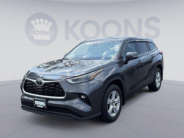 used 2022 Toyota Highlander car, priced at $30,500