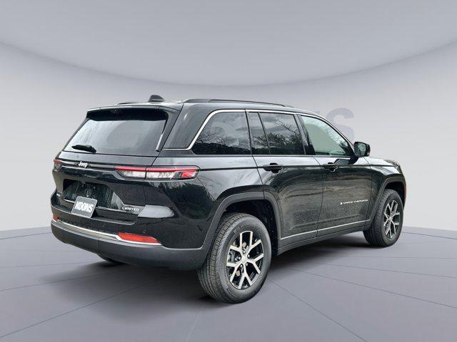 new 2025 Jeep Grand Cherokee car, priced at $43,352