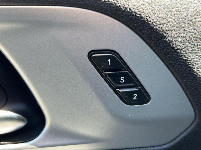 new 2025 Chrysler Pacifica car, priced at $46,425