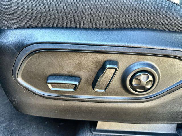 new 2025 Jeep Grand Cherokee car, priced at $35,257