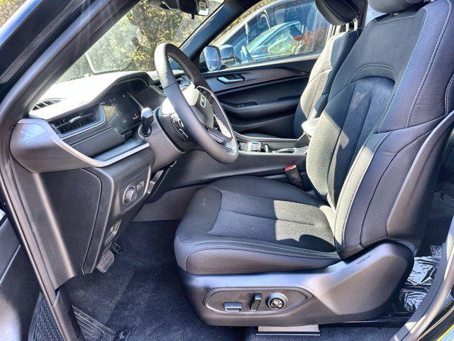 new 2025 Jeep Grand Cherokee car, priced at $35,257