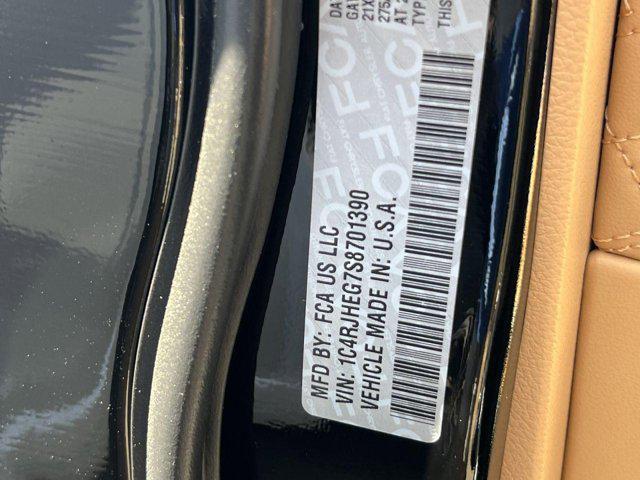 new 2025 Jeep Grand Cherokee car, priced at $59,136