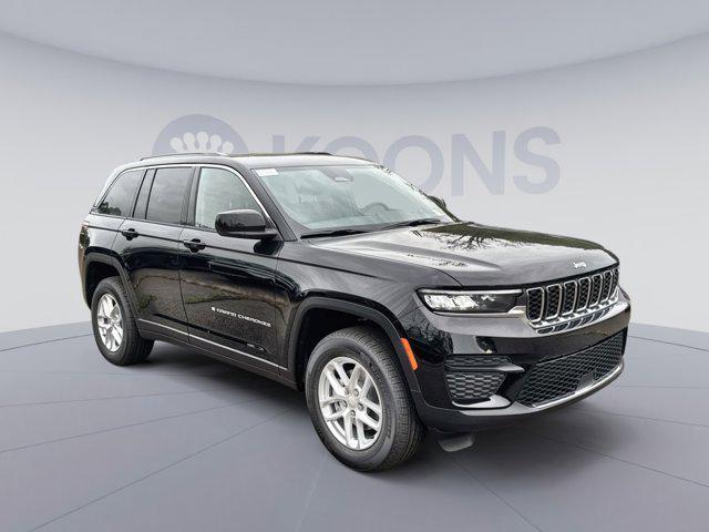 new 2025 Jeep Grand Cherokee car, priced at $37,507