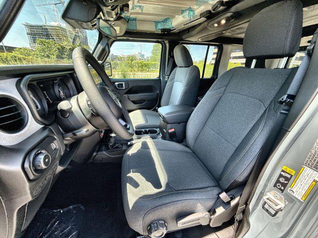 new 2025 Jeep Wrangler car, priced at $46,229