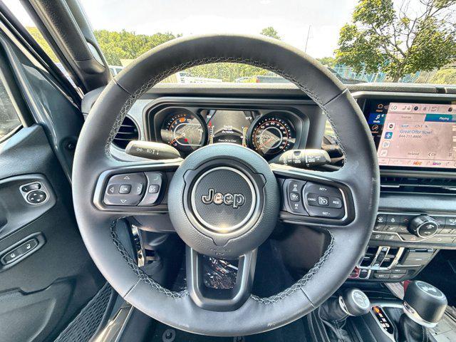 new 2025 Jeep Wrangler car, priced at $46,229