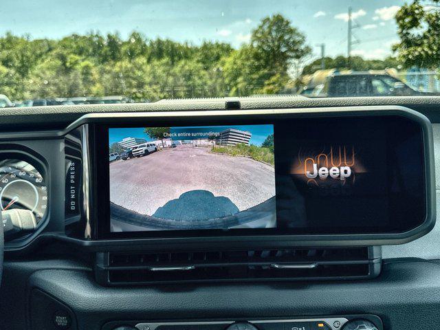 new 2025 Jeep Wrangler car, priced at $46,229