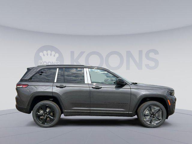 new 2025 Jeep Grand Cherokee car, priced at $38,182