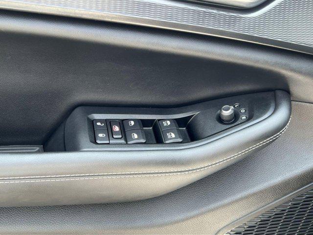 used 2023 Jeep Grand Cherokee car, priced at $34,000
