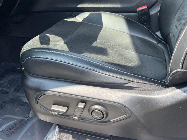 used 2023 Jeep Grand Cherokee car, priced at $34,000