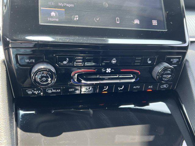 used 2023 Jeep Grand Cherokee car, priced at $34,000