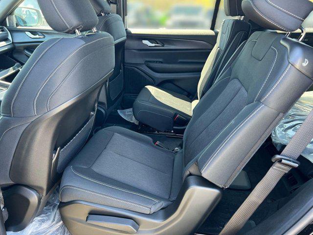 new 2025 Jeep Grand Cherokee L car, priced at $39,254