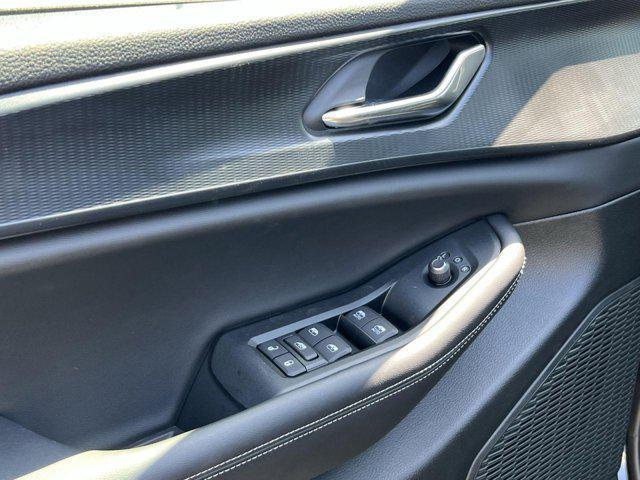 new 2025 Jeep Grand Cherokee L car, priced at $39,254