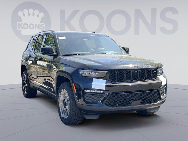 new 2025 Jeep Grand Cherokee car, priced at $45,616