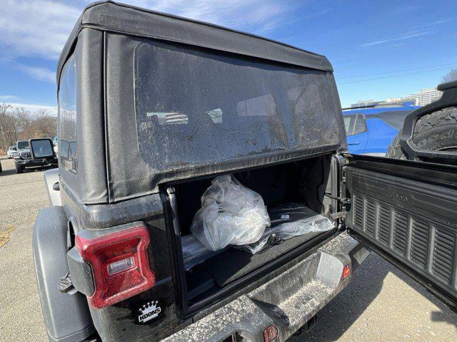 new 2025 Jeep Wrangler car, priced at $42,377