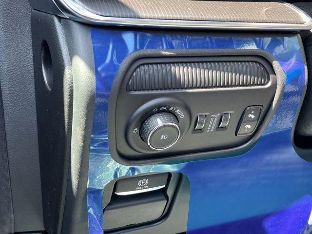 new 2025 Jeep Grand Wagoneer car, priced at $93,053