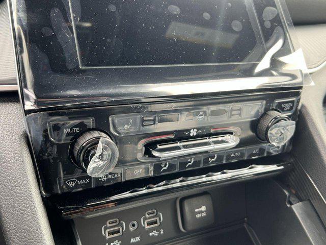 new 2025 Jeep Grand Cherokee L car, priced at $40,662