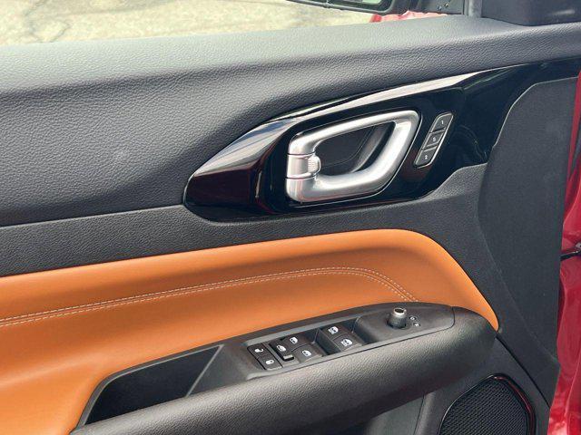 new 2025 Jeep Compass car, priced at $33,276