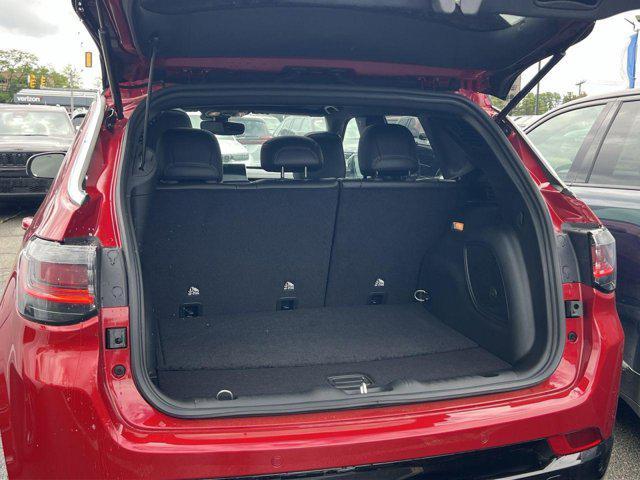 new 2025 Jeep Compass car, priced at $33,276