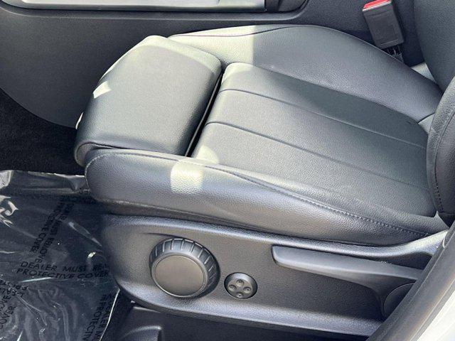 used 2022 Mercedes-Benz GLB 250 car, priced at $31,500