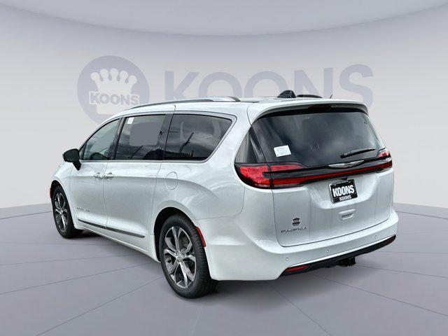 new 2026 Chrysler Pacifica car, priced at $48,863