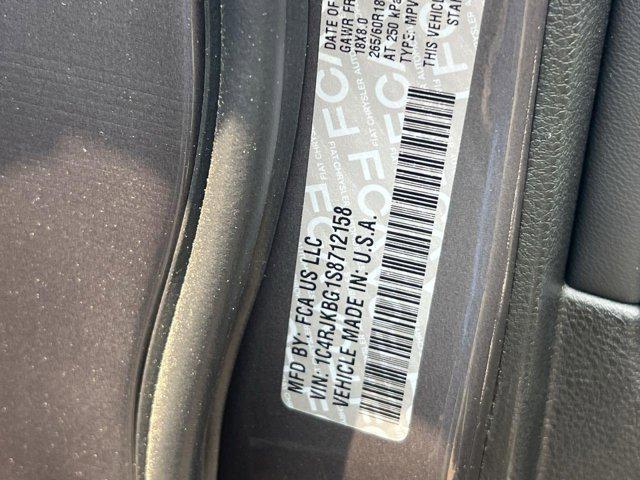 new 2025 Jeep Grand Cherokee L car, priced at $43,504