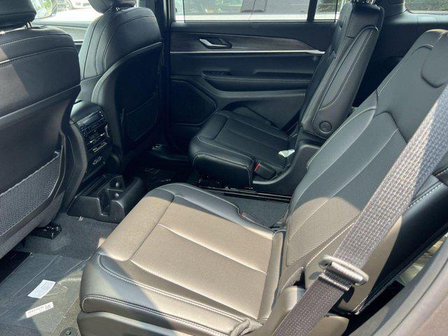new 2025 Jeep Grand Cherokee L car, priced at $43,504