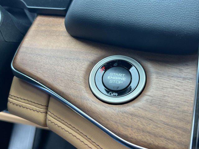 new 2025 Jeep Grand Cherokee car, priced at $56,711