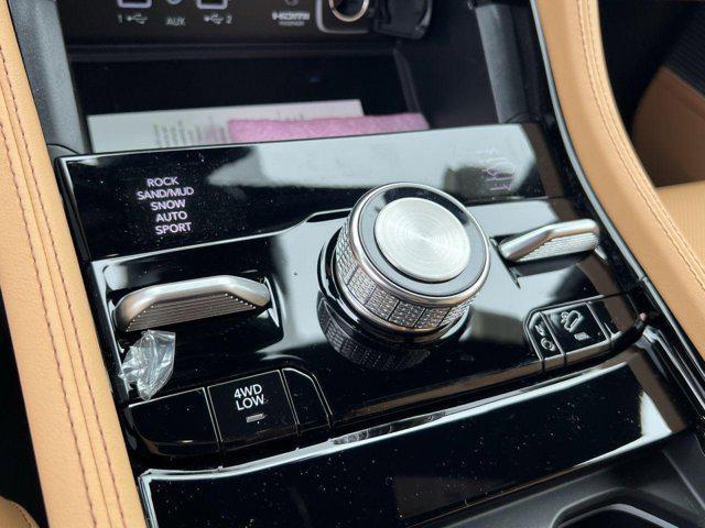 new 2025 Jeep Grand Cherokee car, priced at $56,711