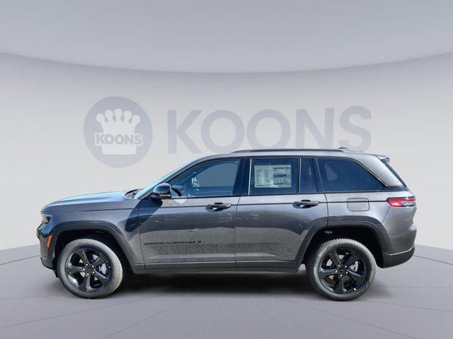 new 2025 Jeep Grand Cherokee car, priced at $45,723