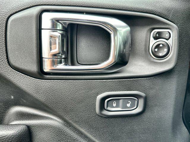 new 2025 Jeep Wrangler car, priced at $51,939