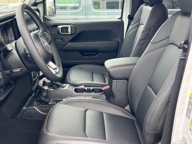 new 2025 Jeep Wrangler car, priced at $50,089