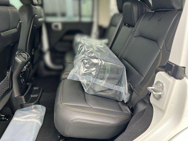new 2025 Jeep Wrangler car, priced at $50,089