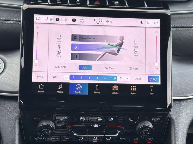 new 2025 Jeep Grand Cherokee car, priced at $42,834