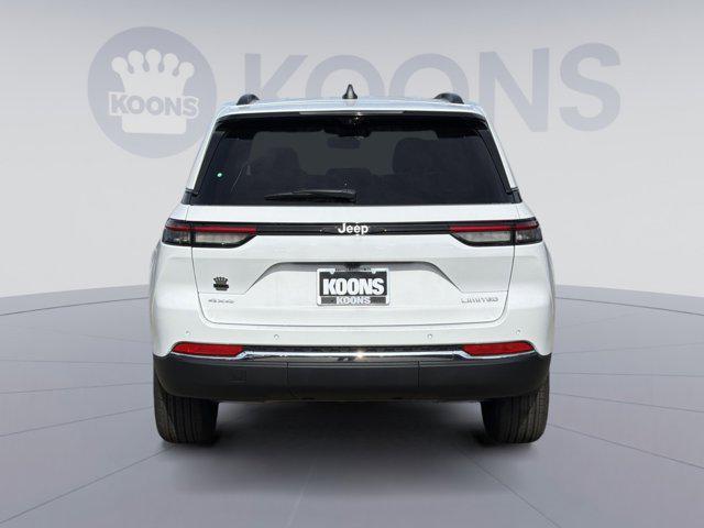 new 2025 Jeep Grand Cherokee car, priced at $42,834