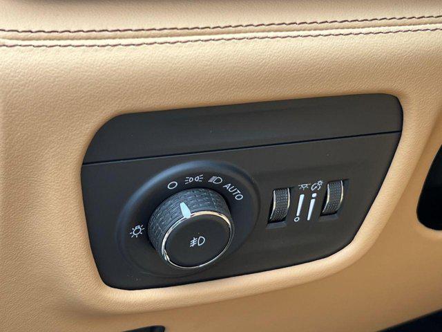 new 2025 Jeep Grand Cherokee car, priced at $56,711