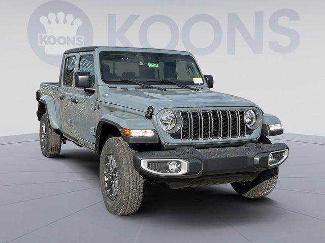 new 2025 Jeep Gladiator car, priced at $47,420