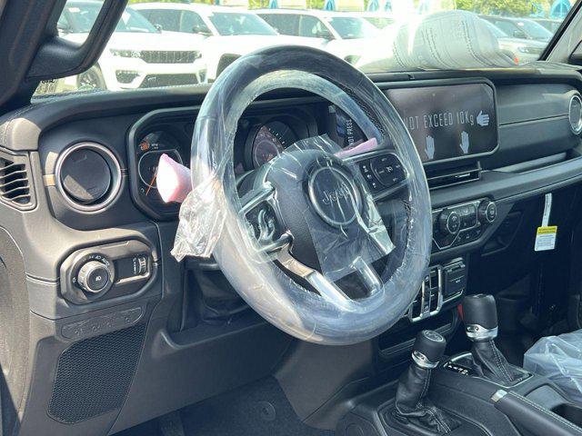 new 2025 Jeep Wrangler car, priced at $47,310