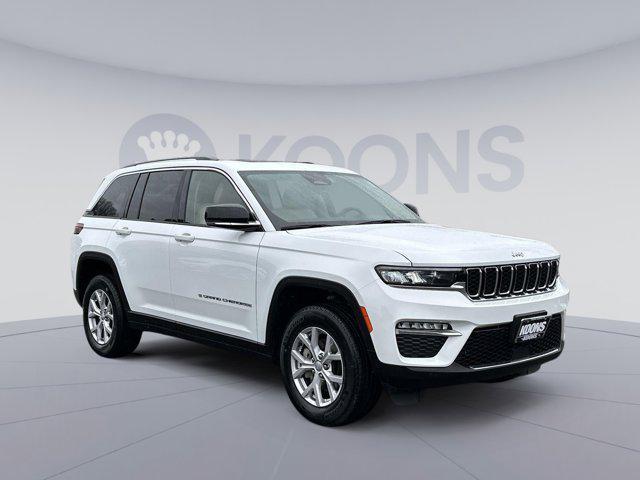 used 2022 Jeep Grand Cherokee car, priced at $31,000