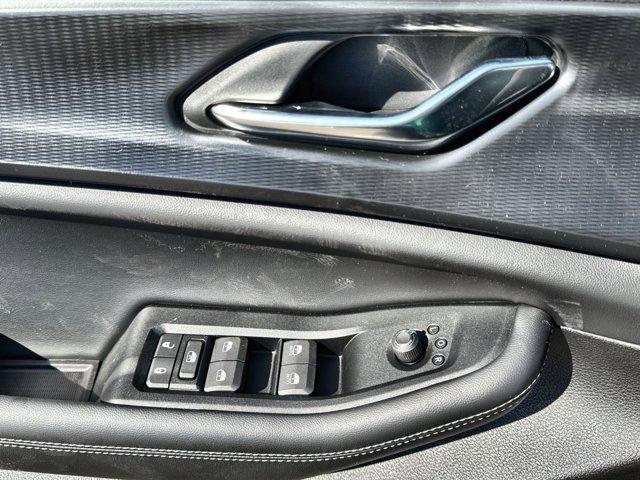 new 2025 Jeep Grand Cherokee L car, priced at $36,687