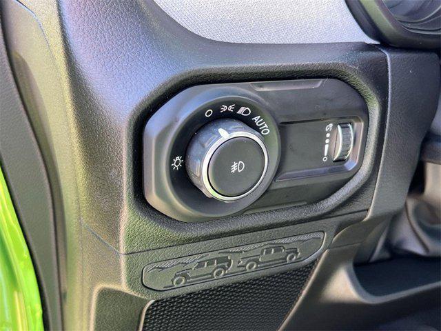 new 2025 Jeep Wrangler car, priced at $41,736
