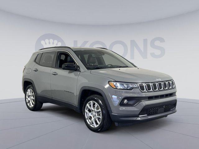 used 2023 Jeep Compass car, priced at $25,000