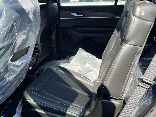 new 2025 Jeep Grand Cherokee L car, priced at $44,927