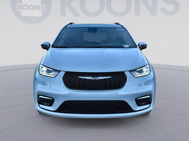 new 2026 Chrysler Pacifica car, priced at $50,369